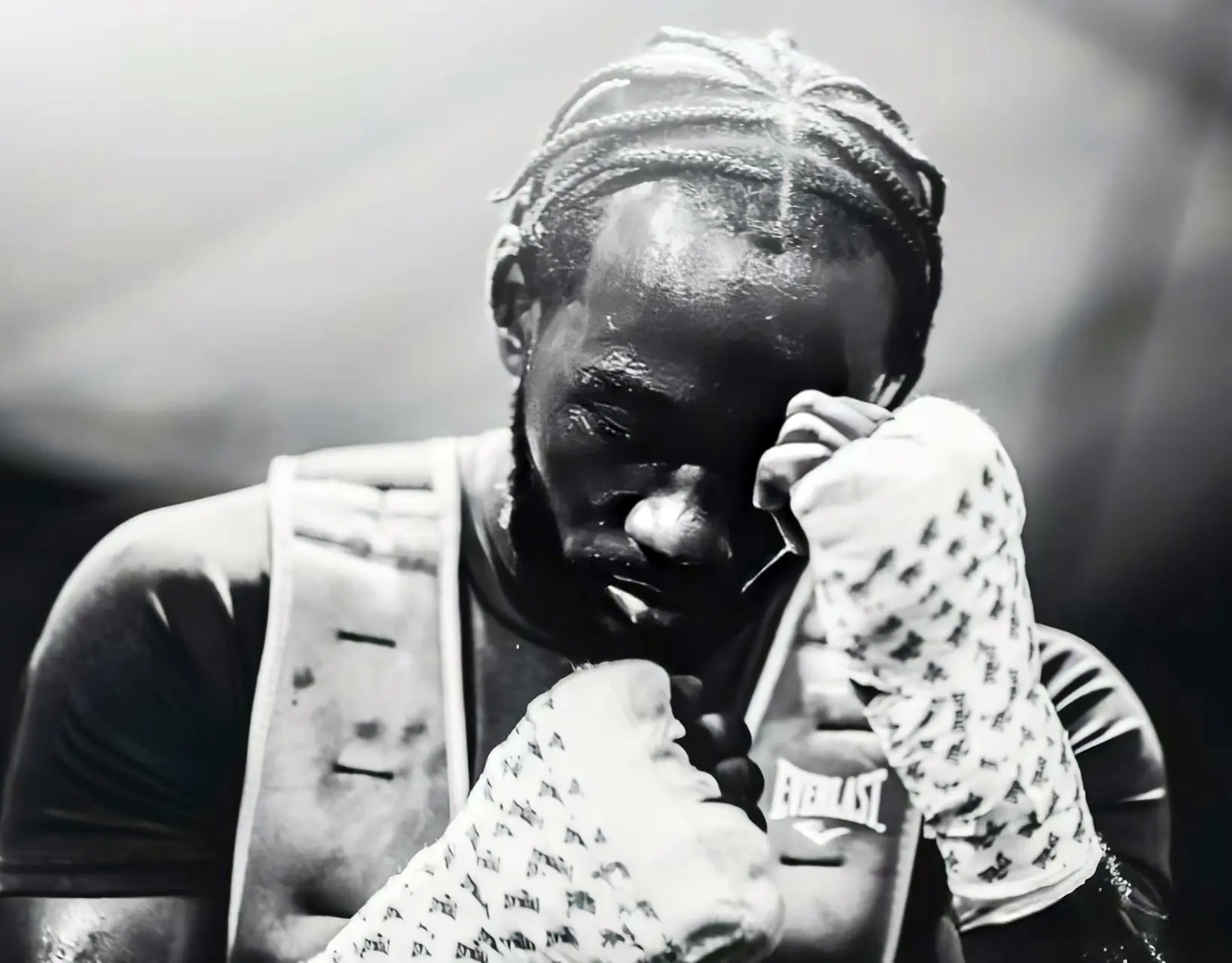 回合TKO, 本纳维德兹 回合TKO, 本纳维德兹