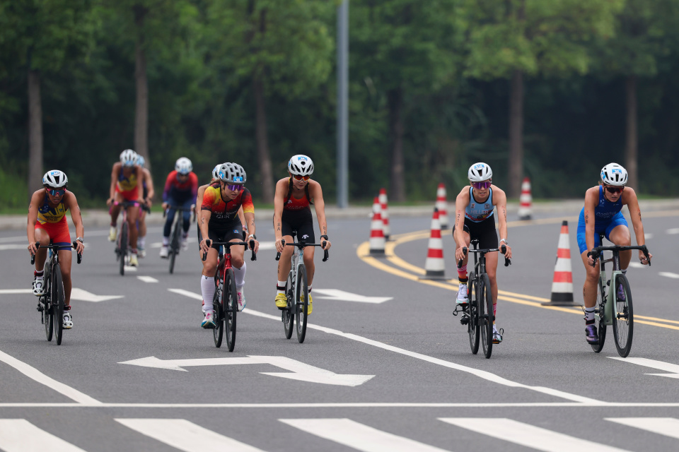 中国一队组, 运动会铁人