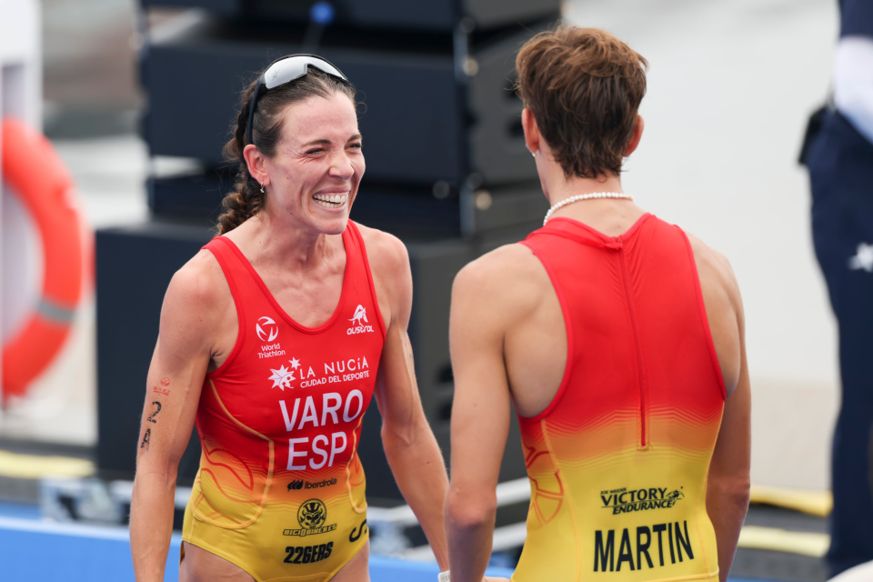 ligak, 莫拉莱斯在, bnjav